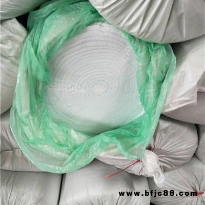 綠德公司供應(yīng)輕鋼別墅專用保溫棉 大棚彩鋼隔熱棉 保溫被玻璃棉卷氈 誠信經(jīng)營