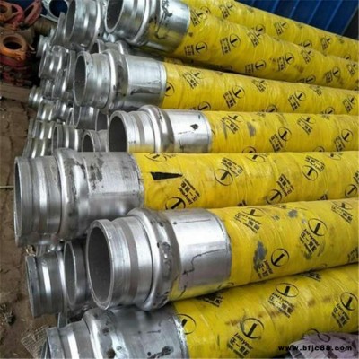 高壓四層鋼絲膠管 2米膠管 噴砂機(jī)膠管 質(zhì)量可靠 滄州瑞勝