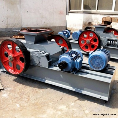 新保農  花崗巖石粉彈簧液壓機 工業廢舊鋼渣齒輥制砂機 工作噪音低 可定制