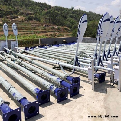 唐山6米太陽能路燈50w 10米路燈桿廣場led燈經銷商進貨