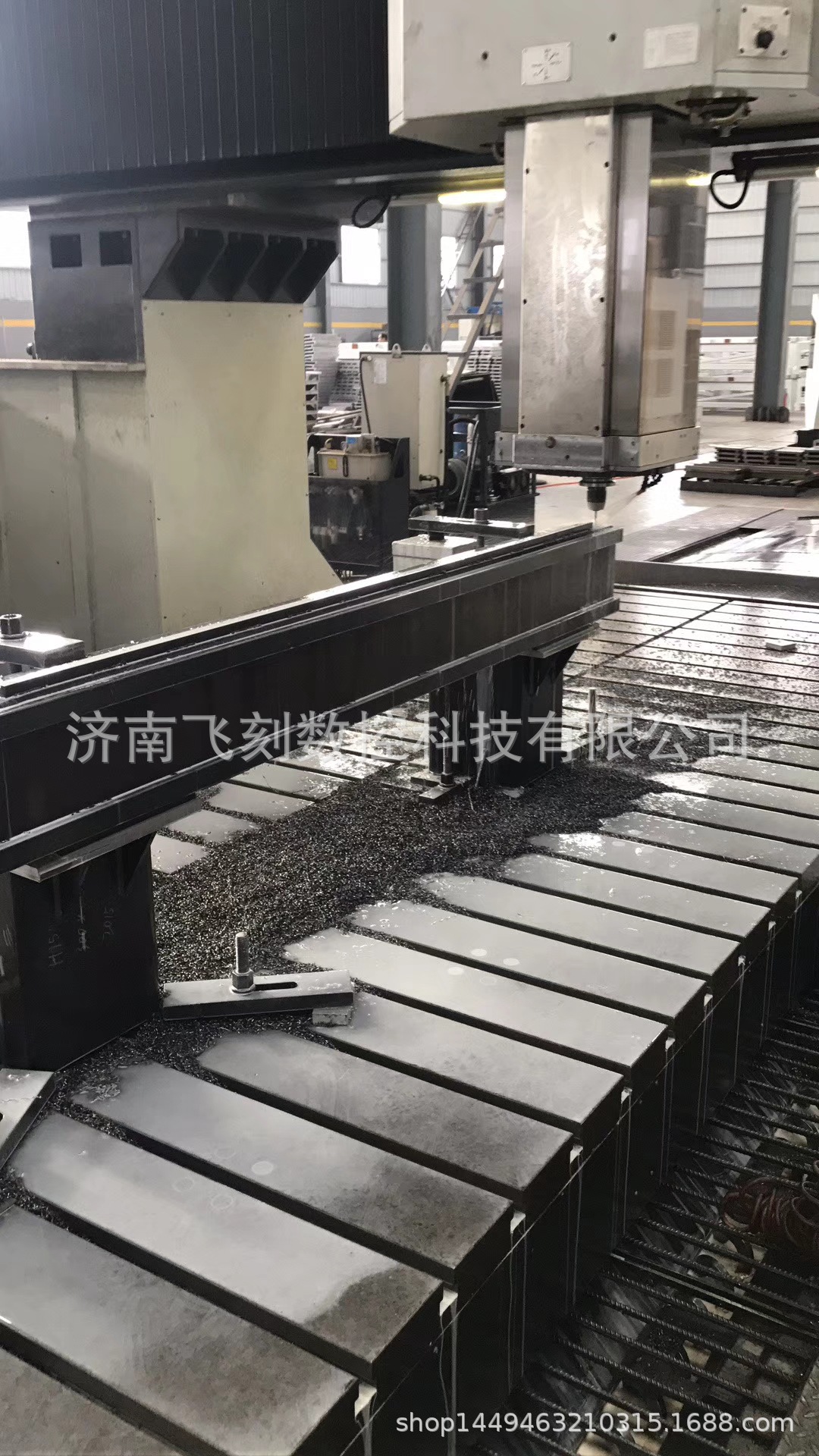 成都柜門柜體開料機，下料機價格，濟南雕刻機廠家，自動打孔拉槽數(shù)控開料機網(wǎng)紅設備推薦示例圖19