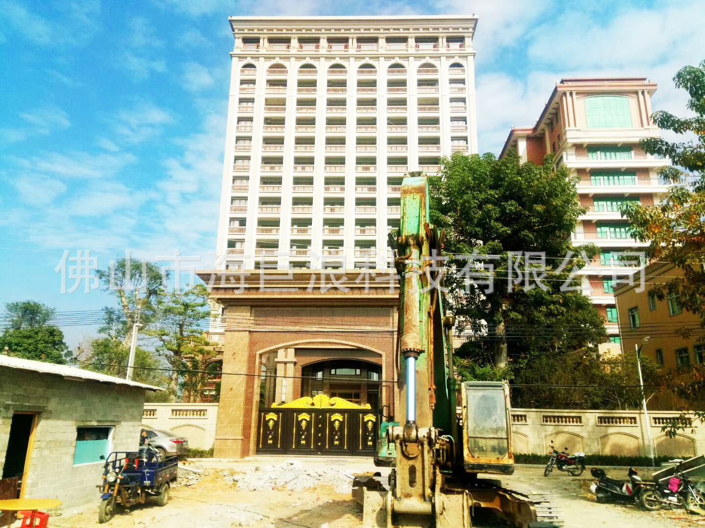 廠家直銷懸浮折疊門 鋁合金直線電動門 無軌懸浮門 無軌平移門示例圖93