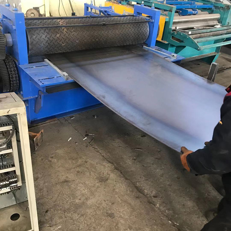 3mm防滑板壓花機(jī) 扁鋼壓花機(jī) 鑫威達(dá) 大量出售 行情價(jià)格