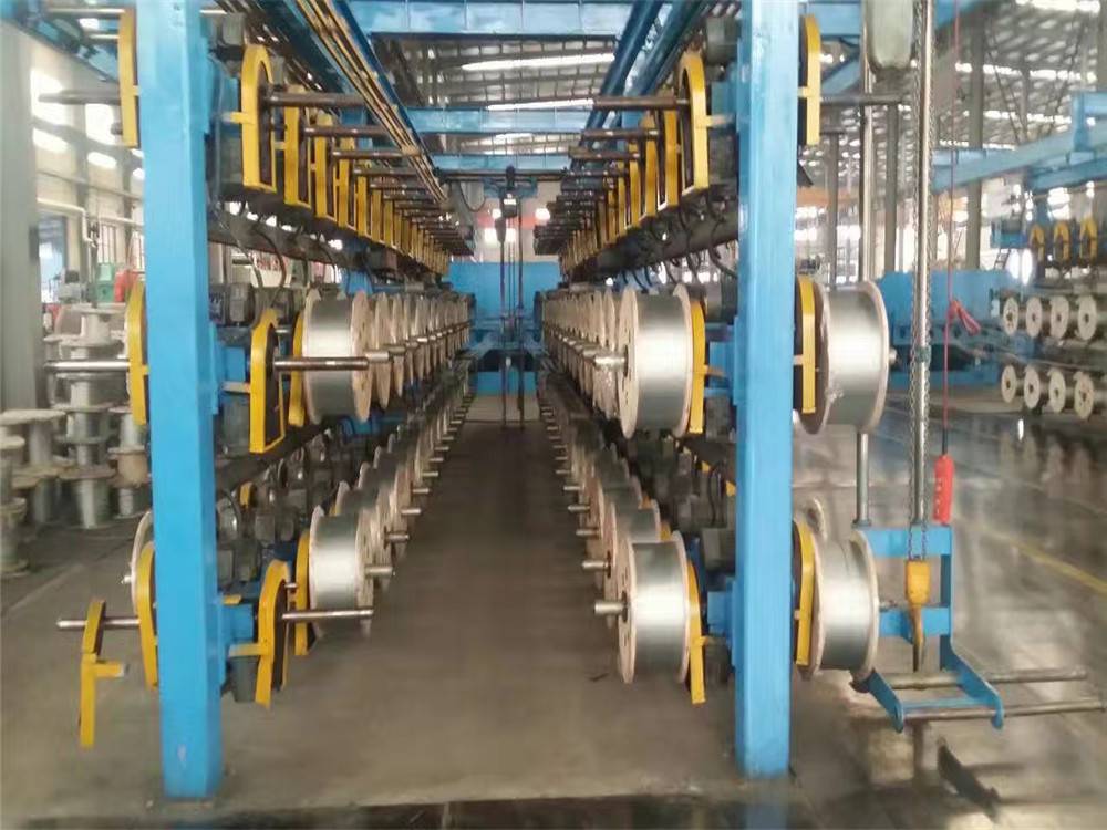 耐熱斗提機運輸帶,耐高溫鋼絲皮帶廠家,青島宗澤工業(yè)科技