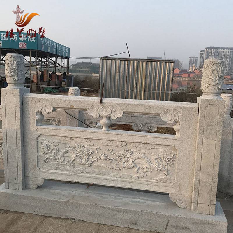 寺廟景區(qū)石雕欄桿 漢白玉石雕欄桿上門安裝