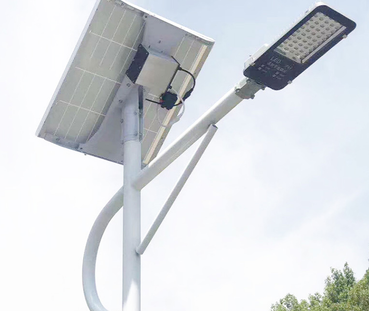 滄州路燈桿廠家 10米路燈桿廣場led燈 農(nóng)村扶貧路燈