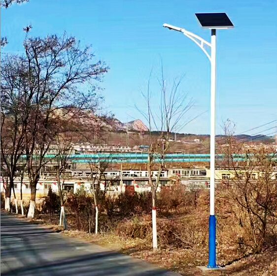 秦皇島6米太陽能路燈廠家 新農村路燈6米接電led燈	 太陽能路燈