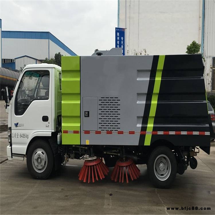 二手8方掃路車東風8方洗掃車廠區內使用路面清掃車二手8方清掃車