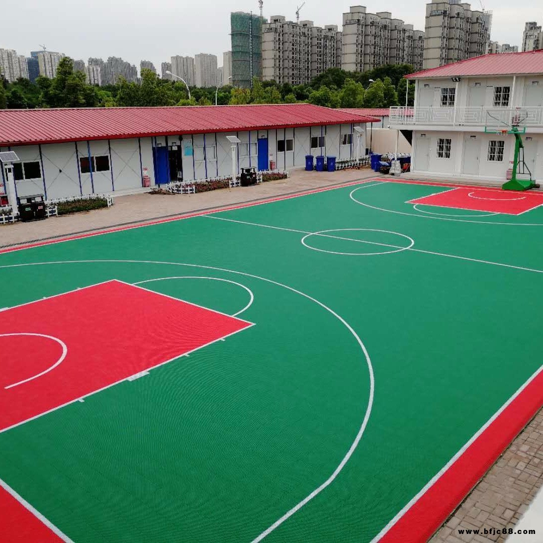 廠家直銷幼兒園懸浮地板 懸浮拼裝地板  籃球場(chǎng)懸浮地板  室外場(chǎng)地