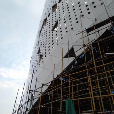 湛江鋁單板廠家批發 鋁塑板鋁板廠家鋁方通鋁方管天花吊頂