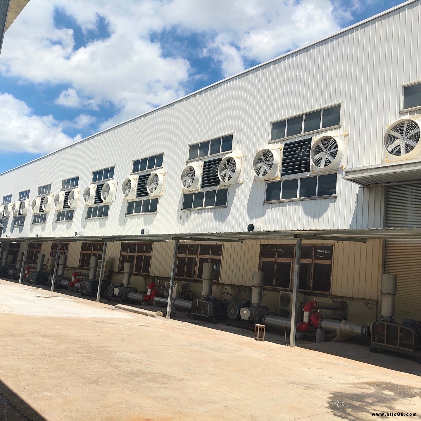 廠家批發(fā)玻璃鋼負壓風機工業(yè)換氣扇排風扇直驅(qū)式傳動喇叭形抽風機