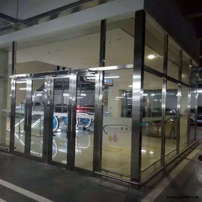 衛(wèi)盾防火門廠家 濰坊專業(yè)防火玻璃門廠家 濟(jì)寧防火玻璃門廠家  威海防火玻璃門廠家 日照防火玻璃門廠家 濱州防火玻璃門