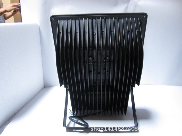 廠家直銷高品質LED 70W80W100W投光燈  泛光燈外殼示例圖5