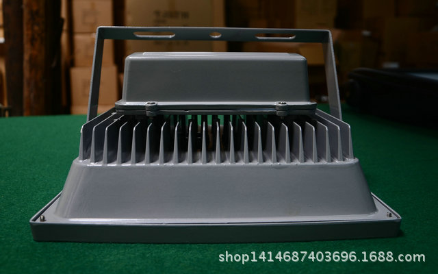 廠家直銷高品質LED 60W80W投光燈  泛光燈外殼示例圖5