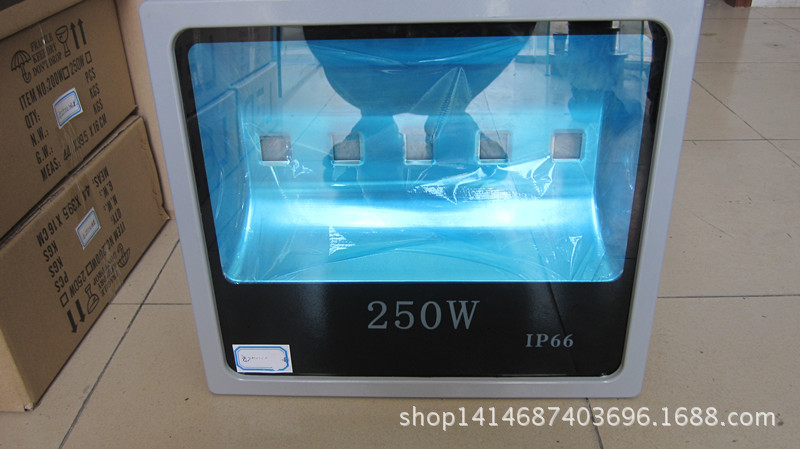 新款大功率LED 250W四方投光燈  泛光燈外殼示例圖2