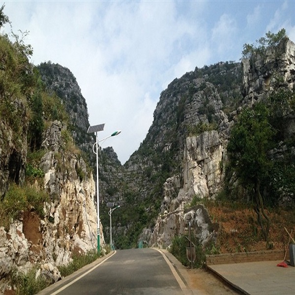 咸寧太陽能庭院燈價格專業(yè)太陽能路燈廠家