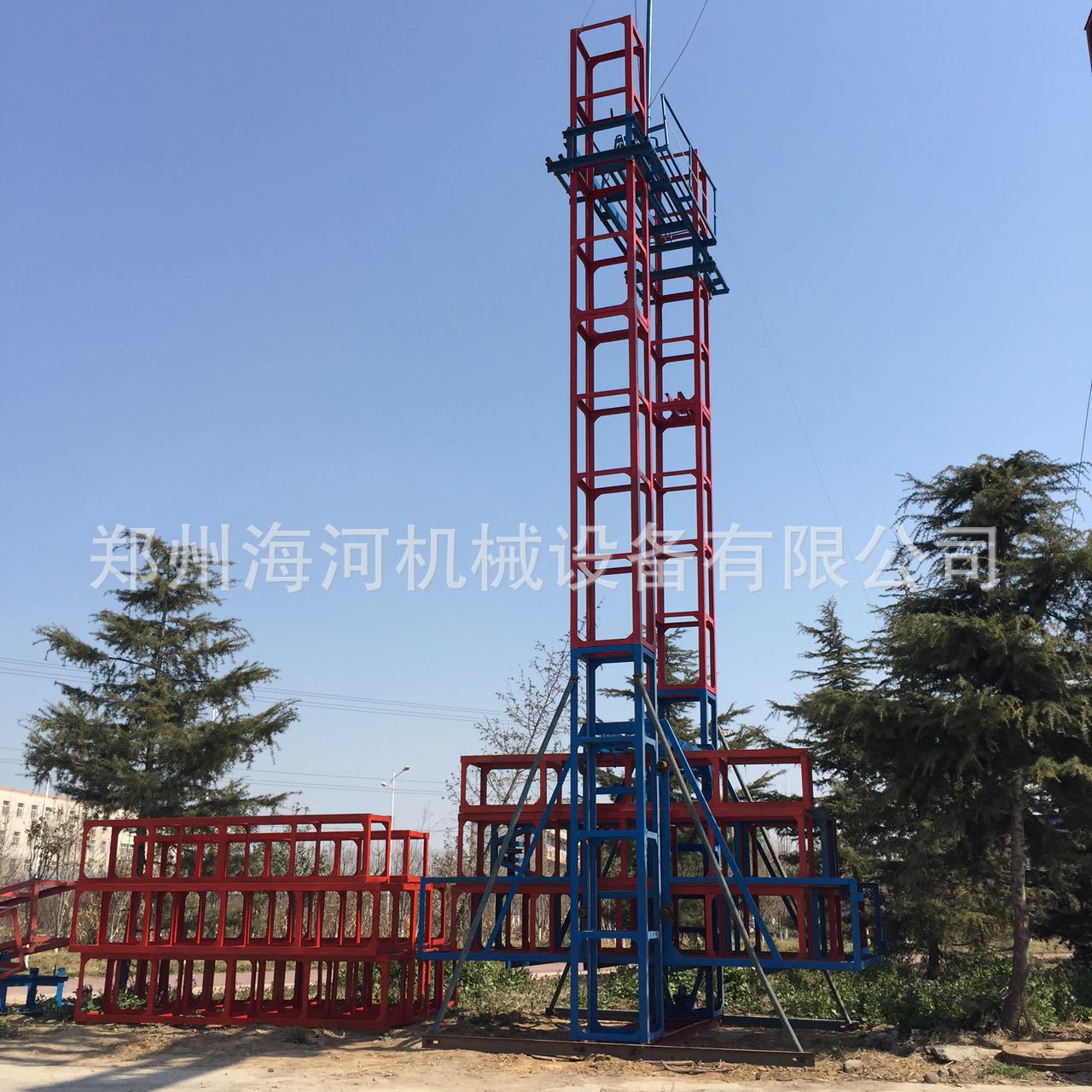 供應福建泉州專用蓋房提料機 兩柱一籠升降設備 雙株單籠龍門架示例圖4