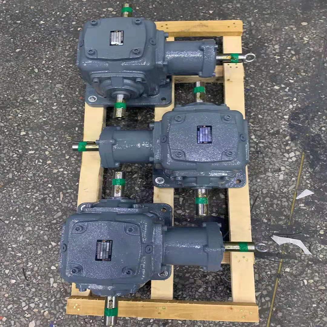 FA107DRE132M4齒輪減速箱 SA67DR63M4蝸桿減速器