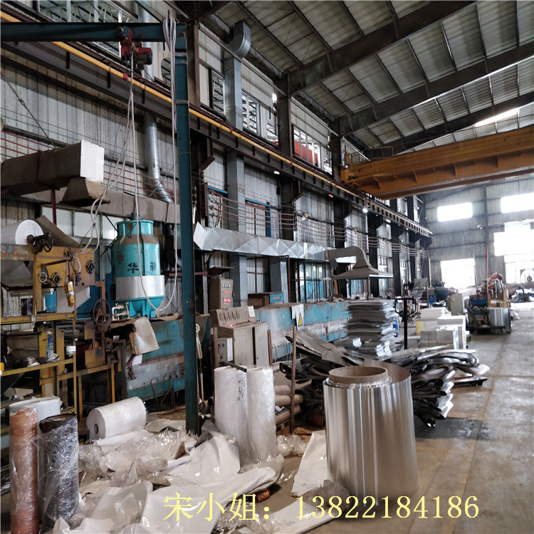 廠家直銷工程鋁扣板 辦公室工程鋁扣板 600<i></i>x600微孔鋁天花示例圖8
