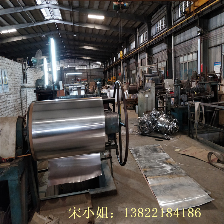 廠家直銷工程鋁扣板 辦公室工程鋁扣板 600<i></i>x600微孔鋁天花示例圖9
