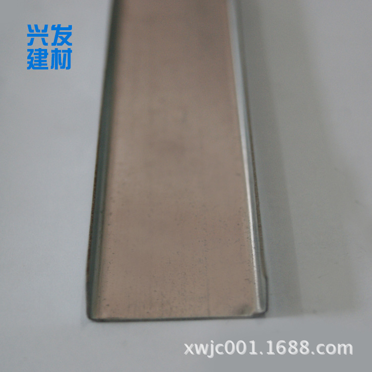 廠家直銷38穿心輕鋼龍骨 U型鍍鋅 吊頂隔墻專用38主輕鋼龍骨示例圖7