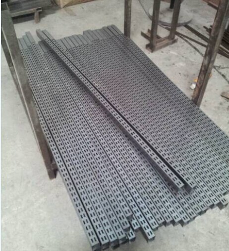 大連機床廠大型數(shù)控自動鋼木龍骨沖孔機 自動機高精度數(shù)控示例圖25