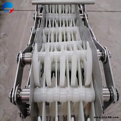 蔚藍(lán)環(huán)保旋轉(zhuǎn)式格柵清污機格柵式除污機廠家直供