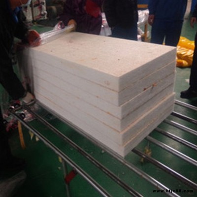 防水玻璃棉板  無甲醛玻璃棉板 出口玻璃棉板 環(huán)亞 質(zhì)量保障