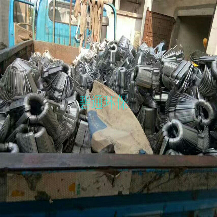 不銹鋼耙齒型格柵除污機(jī) 吉林不銹鋼污水處理格柵制造 -500機(jī)械格柵碧通批發(fā)
