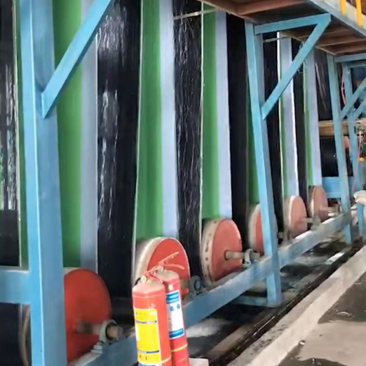 自粘防水卷材 清遠清新1.5mm自粘防水卷材公司