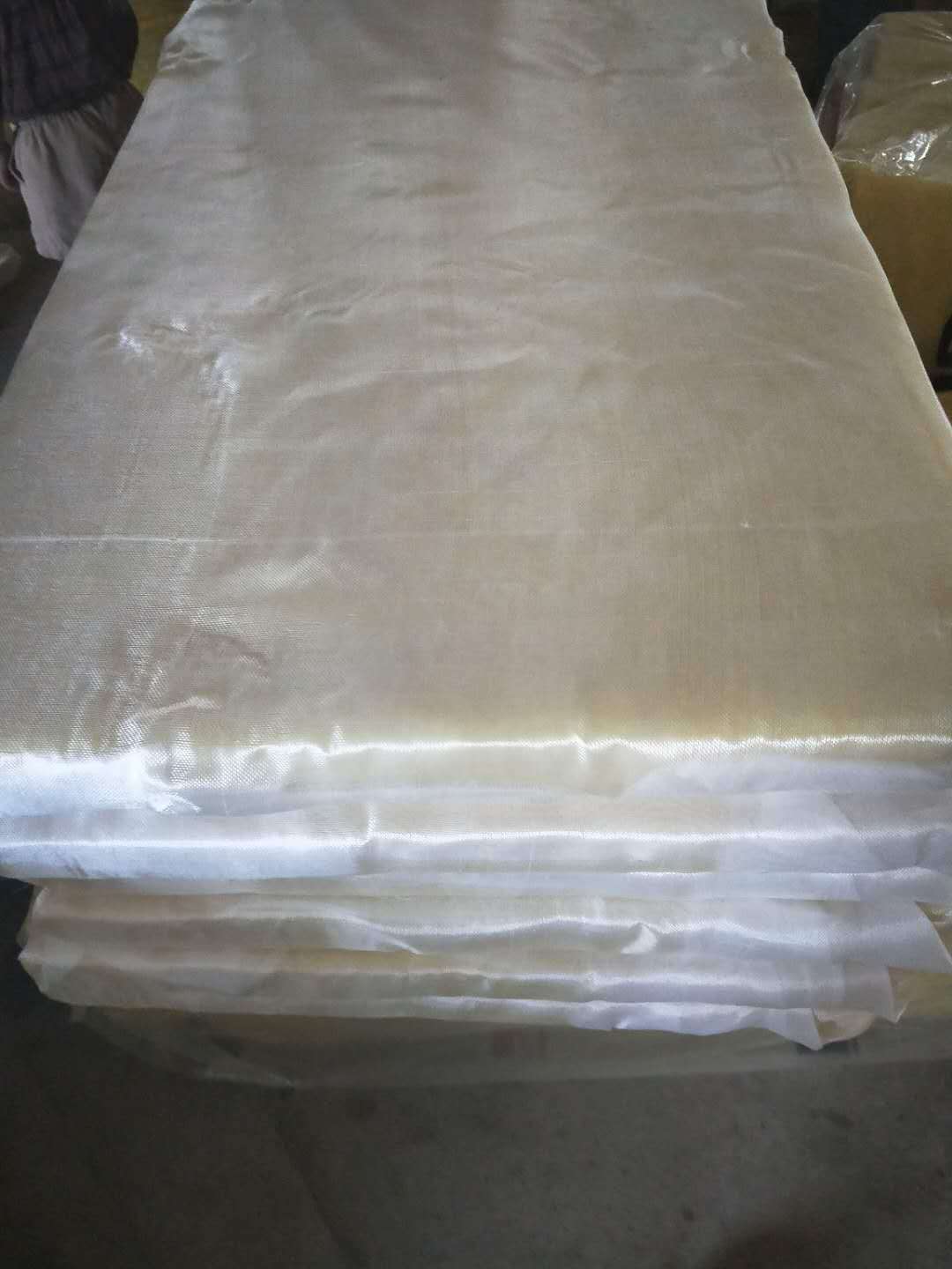 華美玻璃棉板的價錢 包白色布玻璃棉板 縫玻璃絲布玻璃棉板價格示例圖2